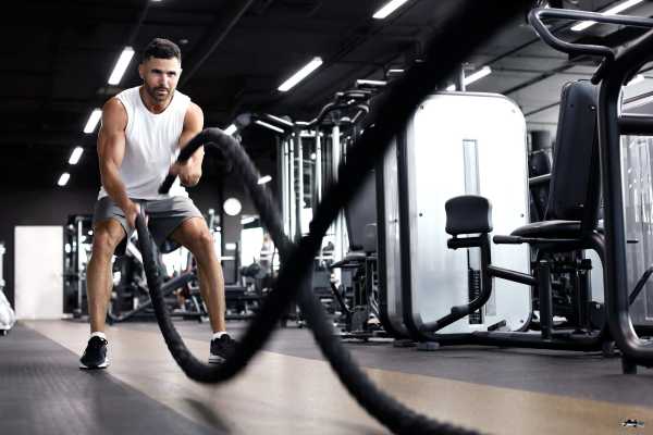 Boost Your Fitness: Essential Oils for Men’s Fitness and Recovery